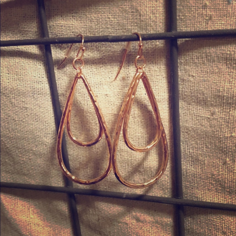 ROSE GOLD EARRINGS